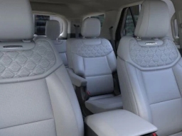 Ford Explorer Platinum 4WD 2026