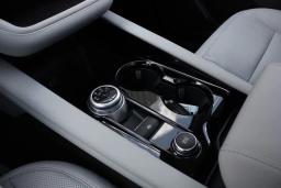 Ford Explorer Platinum 4WD 2026