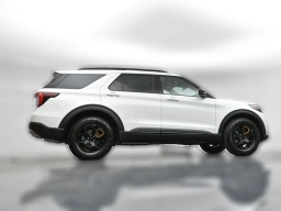 Ford Explorer Tremor 4WD 2026