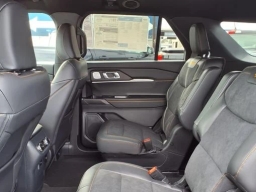 Ford Explorer Tremor 4WD 2026