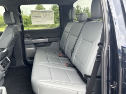 Ford F-150 Lightning Flash 4WD SuperCrew 5.5' Box 2025