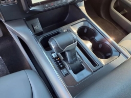 Ford F-150 Lightning Flash 4WD SuperCrew 5.5' Box 2025