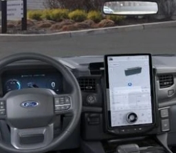 Ford F-150 Lightning Flash 4WD SuperCrew 5.5' Box 2025