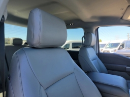 Ford F-150 Lightning Flash 4WD SuperCrew 5.5' Box 2025