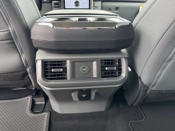 Ford F-150 Lightning Flash 4WD SuperCrew 5.5' Box 2025