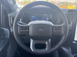 Ford F-150 Lightning Flash 4WD SuperCrew 5.5' Box 2025