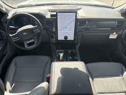 Ford F-150 Lightning Flash 4WD SuperCrew 5.5' Box 2025