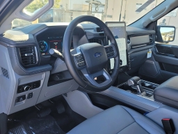 Ford F-150 Lightning Flash 4WD SuperCrew 5.5' Box 2025