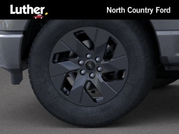 Ford F-150 Lightning LARIAT 4WD SuperCrew 5.5' Box 2025