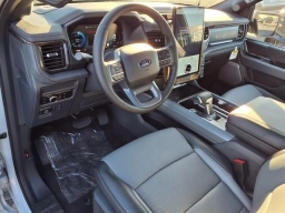 Ford F-150 Lightning LARIAT 4WD SuperCrew 5.5' Box 2025