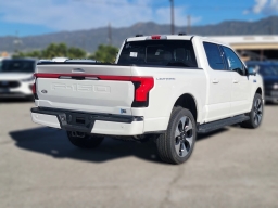 Ford F-150 Lightning Platinum 4WD SuperCrew 5.5' Box 2025