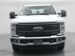Ford Super Duty F-250 SRW XL 2WD Crew Cab 6.75' Box 2026