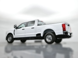 Ford Super Duty F-250 SRW XL 2WD Crew Cab 6.75' Box 2026