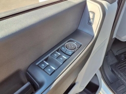 Ford Super Duty F-250 SRW XL 2WD Crew Cab 6.75' Box 2026