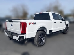 Ford Super Duty F-250 SRW XL 4WD Crew Cab 6.75' Box 2026