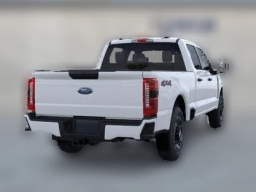 Ford Super Duty F-250 SRW XL 4WD Crew Cab 6.75' Box 2026