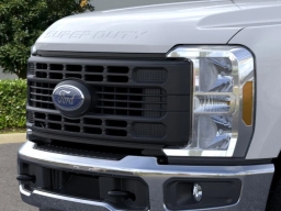 Ford Super Duty F-250 SRW XL 4WD Crew Cab 8' Box 2026