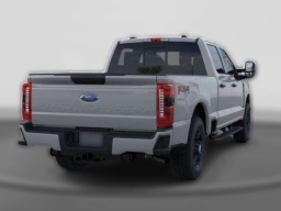 Ford Super Duty F-250 SRW XL 4WD Crew Cab 6.75' Box 2026