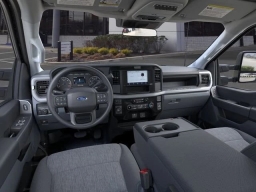 Ford Super Duty F-250 SRW XL 4WD Crew Cab 6.75' Box 2026