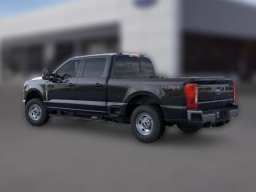 Ford Super Duty F-250 SRW XL 4WD Crew Cab 6.75' Box 2026