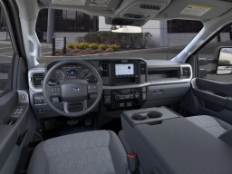 Ford Super Duty F-250 SRW XL 4WD Crew Cab 6.75' Box 2026