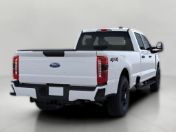Ford Super Duty F-250 SRW XL 4WD Crew Cab 8' Box 2026