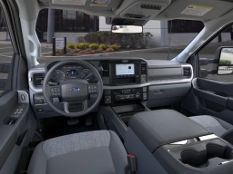 Ford Super Duty F-250 SRW XLT 4WD Crew Cab 8' Box 2026