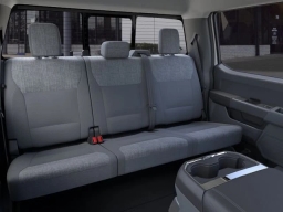 Ford Super Duty F-250 SRW XLT 4WD Crew Cab 8' Box 2026