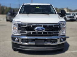 Ford Super Duty F-250 SRW XLT 4WD Crew Cab 6.75' Box 2026