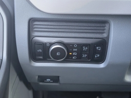 Ford Super Duty F-250 SRW XLT 4WD Crew Cab 6.75' Box 2026