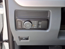 Ford Super Duty F-250 SRW XLT 4WD Crew Cab 8' Box 2026