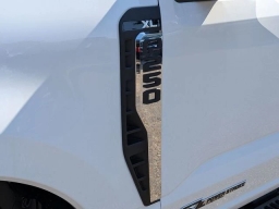 Ford Super Duty F-250 SRW XL 4WD Crew Cab 8' Box 2026