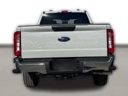Ford Super Duty F-250 SRW XLT 4WD Crew Cab 6.75' Box 2026