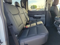 Ford Super Duty F-250 SRW XLT 4WD Crew Cab 6.75' Box 2026