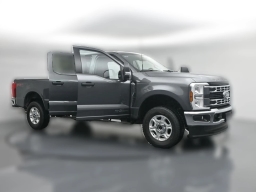 Ford Super Duty F-250 SRW XLT 4WD Crew Cab 6.75' Box 2026