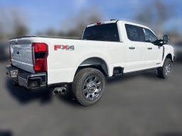 Ford Super Duty F-250 SRW LARIAT 4WD Crew Cab 6.75' Box 2026