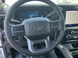 Ford Super Duty F-250 SRW LARIAT 4WD Crew Cab 6.75' Box 2026