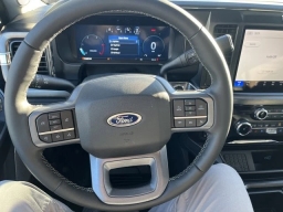 Ford Super Duty F-250 SRW LARIAT 4WD Crew Cab 6.75' Box 2026