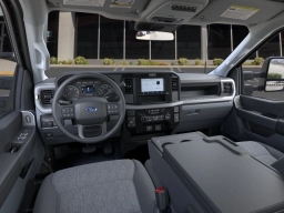 Ford Super Duty F-250 SRW XL 4WD Crew Cab 6.75' Box 2026