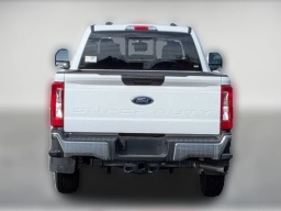 Ford Super Duty F-250 SRW XL 4WD Crew Cab 8' Box 2026