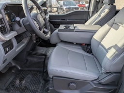 Ford Super Duty F-250 SRW XL 4WD Crew Cab 8' Box 2026