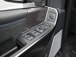 Ford Super Duty F-250 SRW Platinum 4WD Crew Cab 6.75' Box 2026