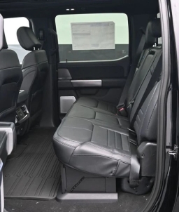 Ford Super Duty F-250 SRW Platinum 4WD Crew Cab 6.75' Box 2026