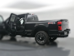 Ford Super Duty F-250 SRW Platinum 4WD Crew Cab 6.75' Box 2026