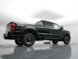 Ford Super Duty F-250 SRW Platinum 4WD Crew Cab 6.75' Box 2026