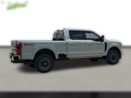 Ford Super Duty F-250 SRW Platinum 4WD Crew Cab 6.75' Box 2025