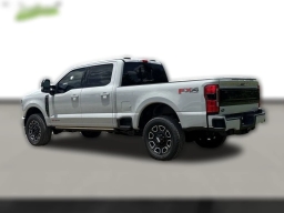 Ford Super Duty F-250 SRW Platinum 4WD Crew Cab 6.75' Box 2025