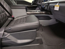 Ford Super Duty F-250 SRW XLT 4WD Crew Cab 6.75' Box 2026