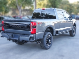 Ford Super Duty F-250 SRW Platinum 4WD Crew Cab 6.75' Box 2026