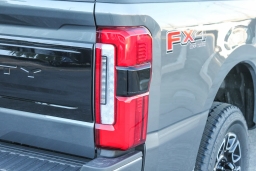 Ford Super Duty F-250 SRW Platinum 4WD Crew Cab 6.75' Box 2026